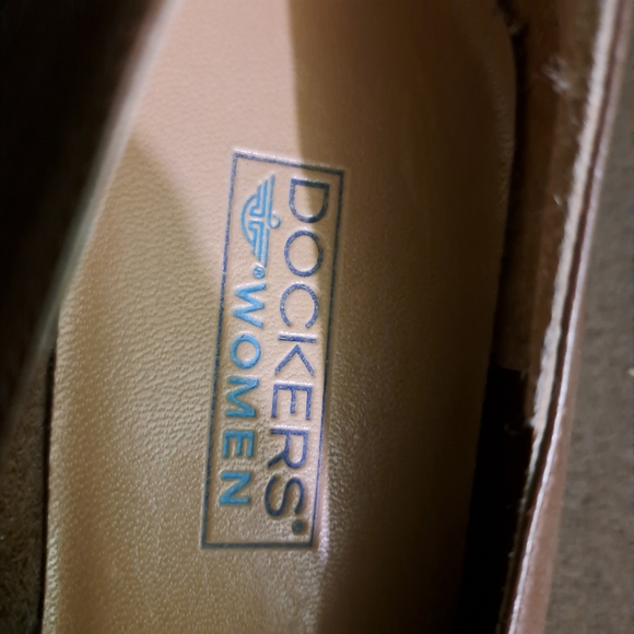 Dockers Women's Shoes - Picture 11 of 16